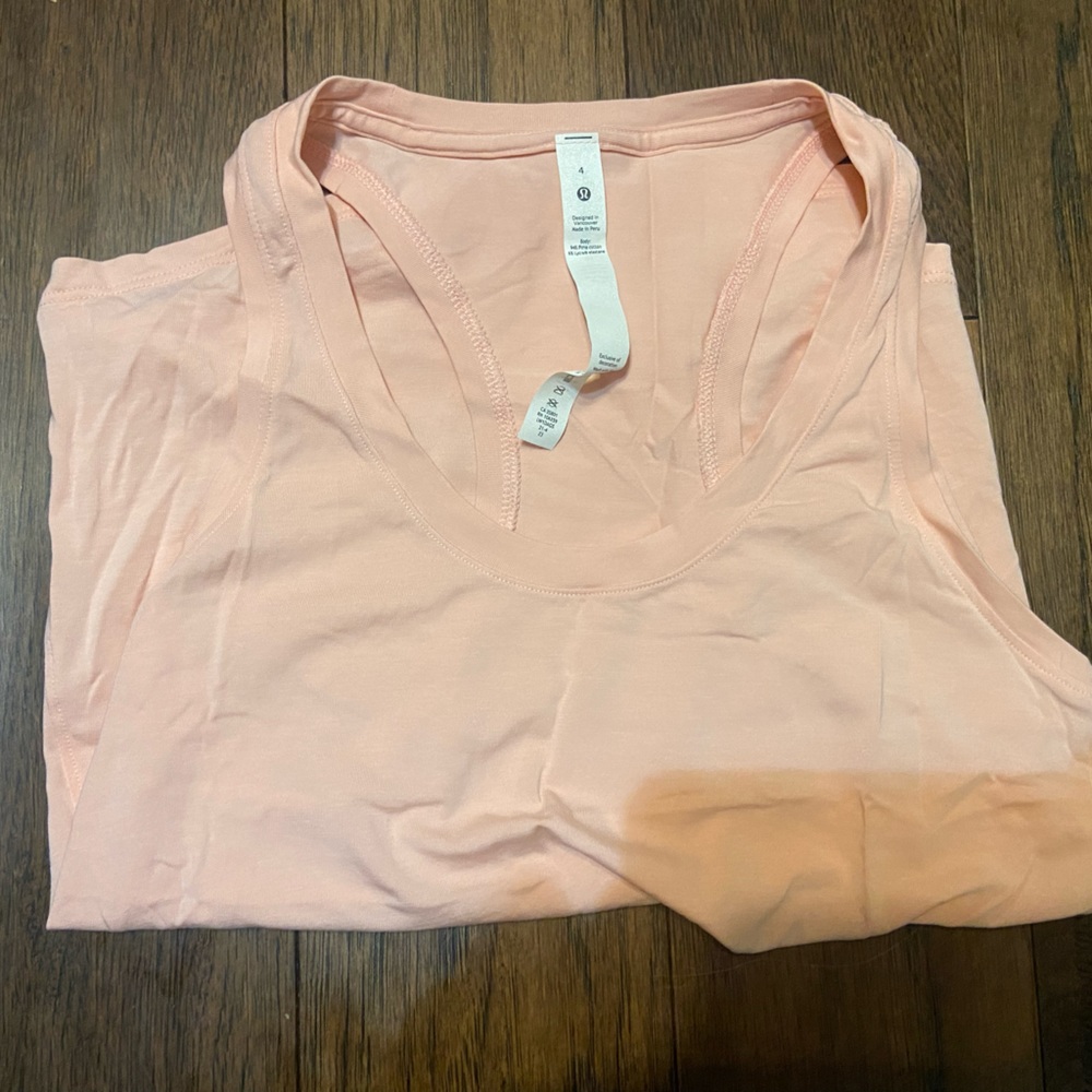 Lululemon tank top